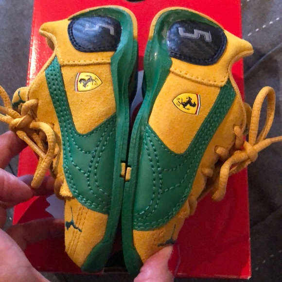 Ferrari sponsored puma infant Sneakers - Picture 4 of 7
